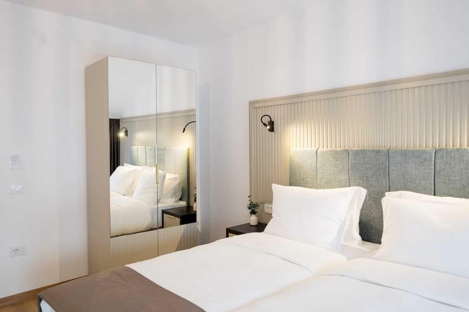 Business Twin Room | Blackout drapes, soundproofing, free WiFi, bed sheets