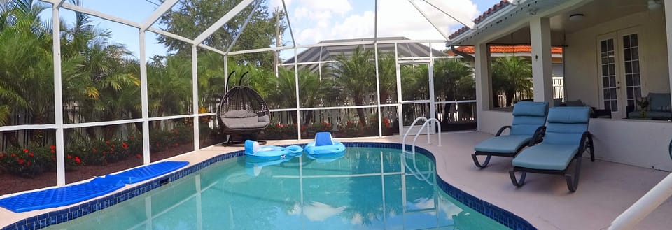Screened, heated pool