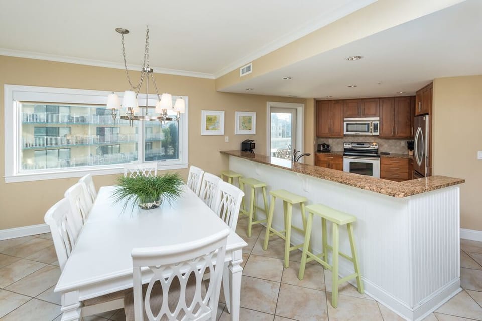 Huge Dining Area with seating for the whole gang.
