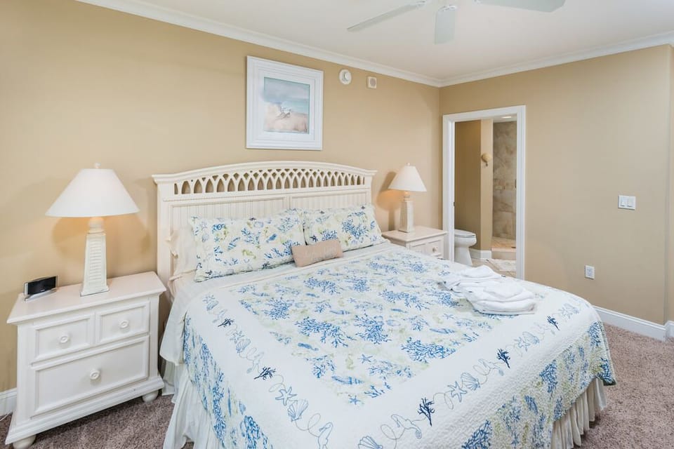 This Junior Primary makes this a great home for 2 families to share.