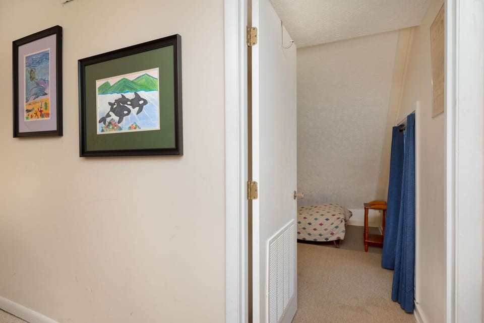 Bedroom #2 / Extra Space