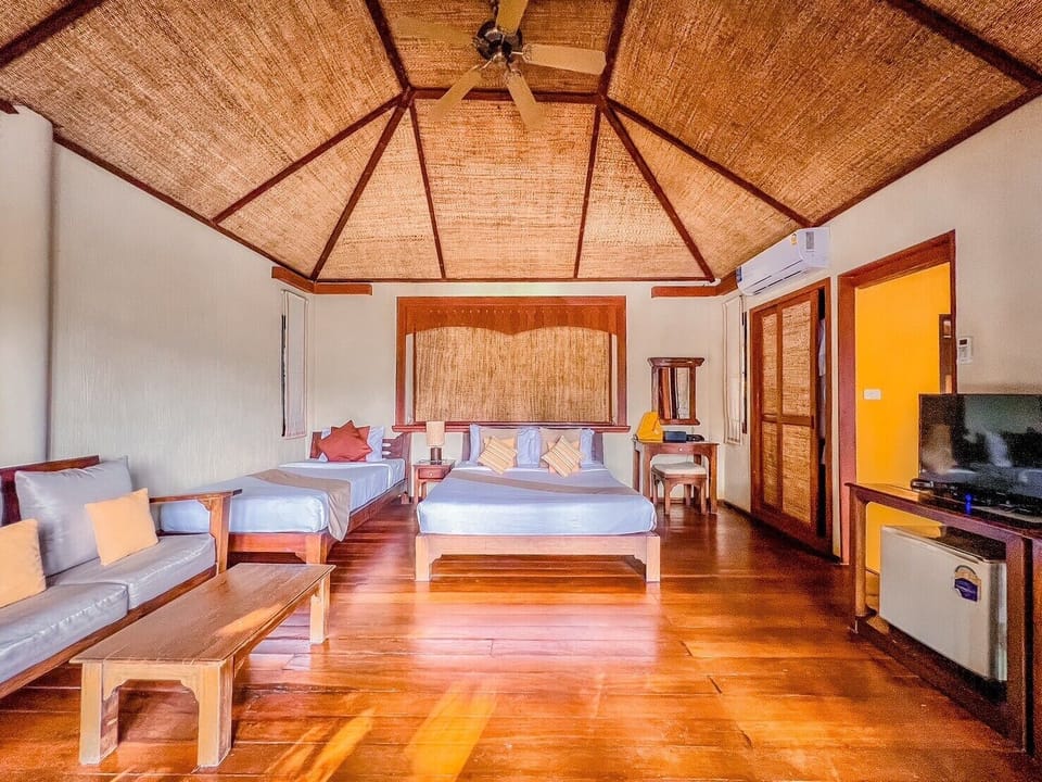 Chalet, River View | Blackout drapes, bed sheets