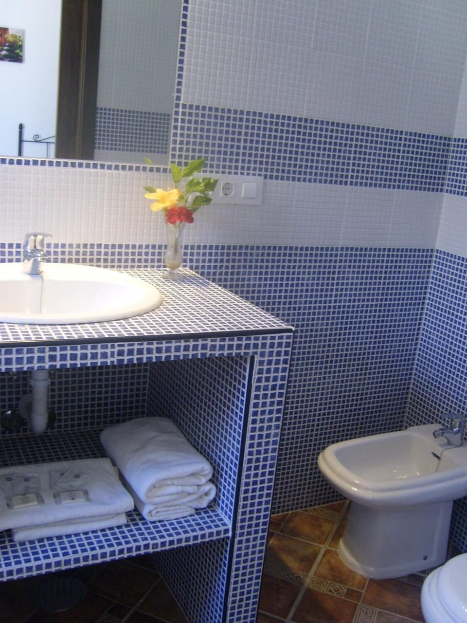 Triple Room | Bathroom | Deep soaking tub, bidet, towels