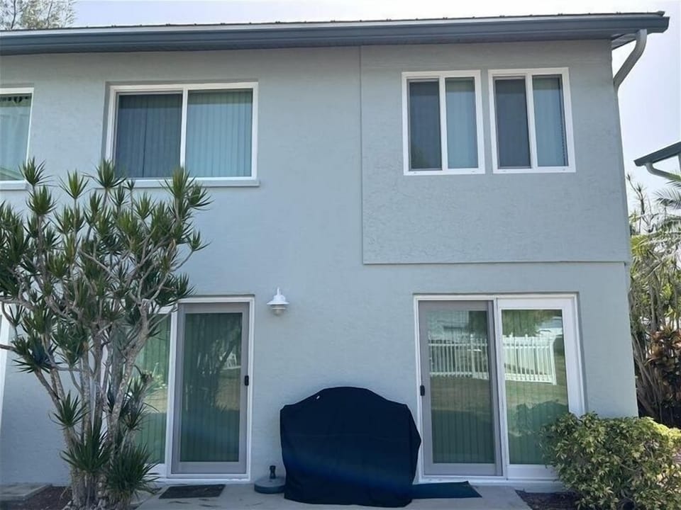 Back of the townhouse with Bbq