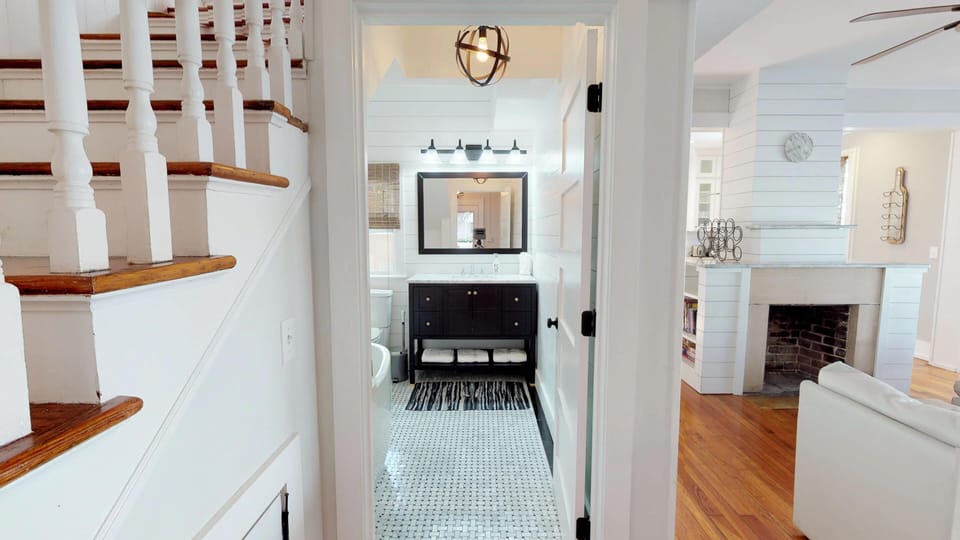 1st Floor Marble Bath