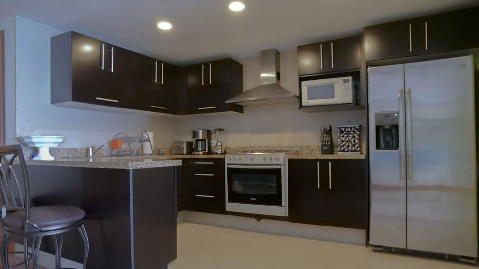 Full Kitchen View
