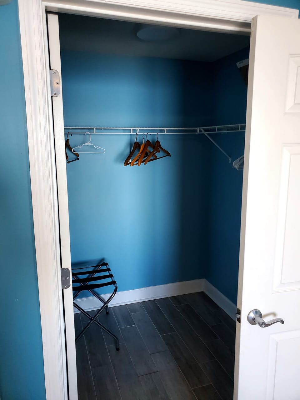 Master bedroom walk-in closet