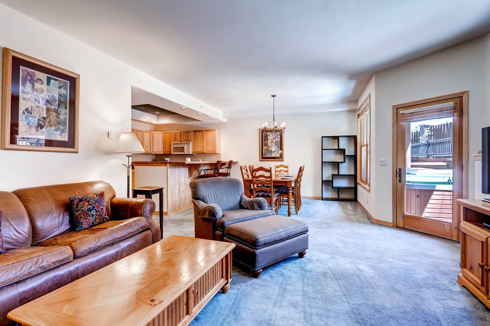 Living Room - Living Room