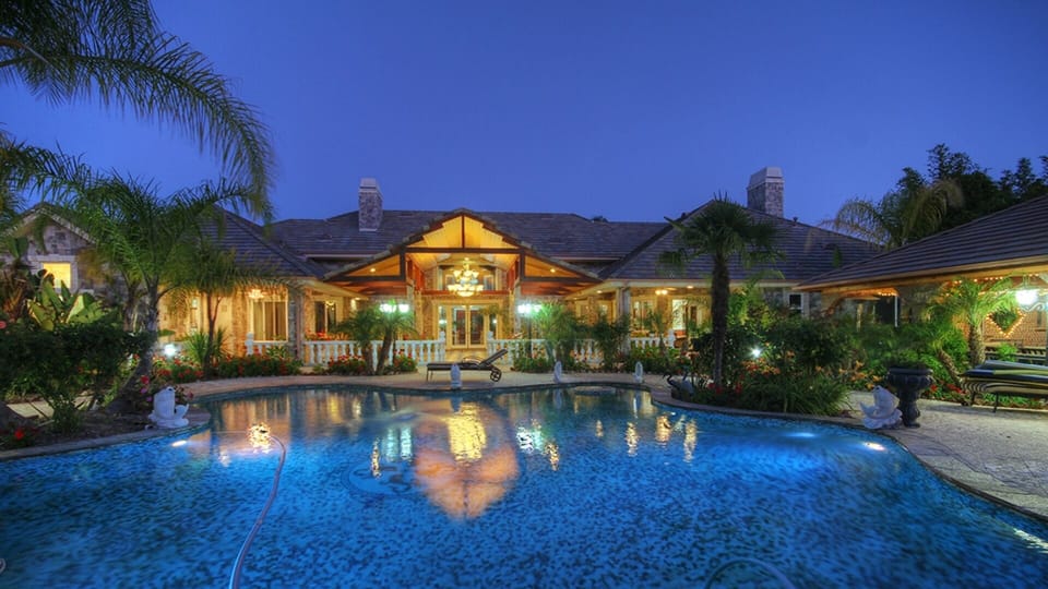 night view back yard

