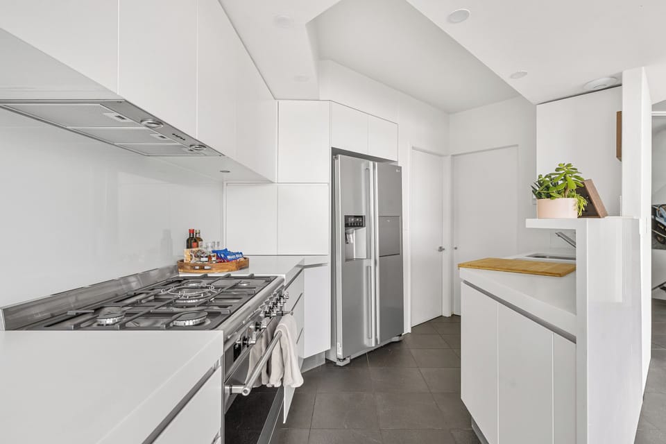Main level Kitchen