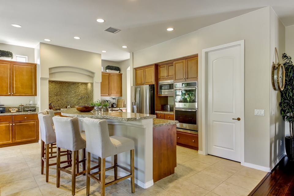 Large GAS range, Double ovens, large pantry for food storage 
