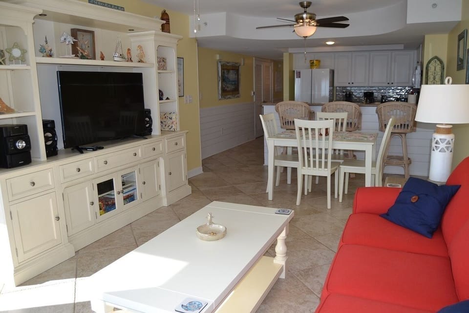 Living room dining room area 