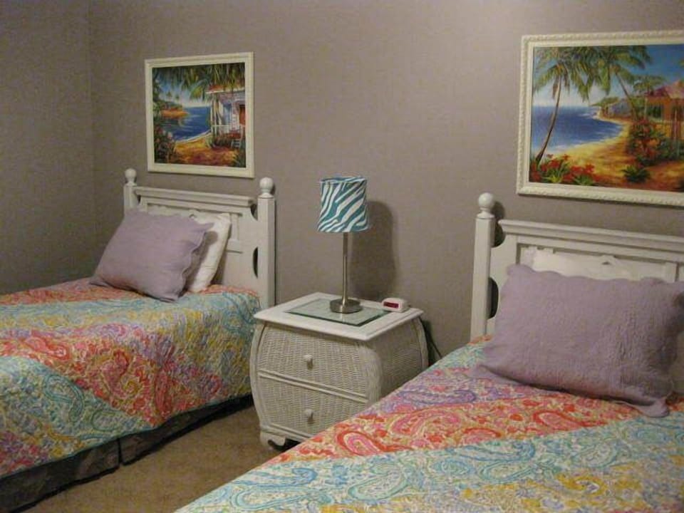Twin Bedroom