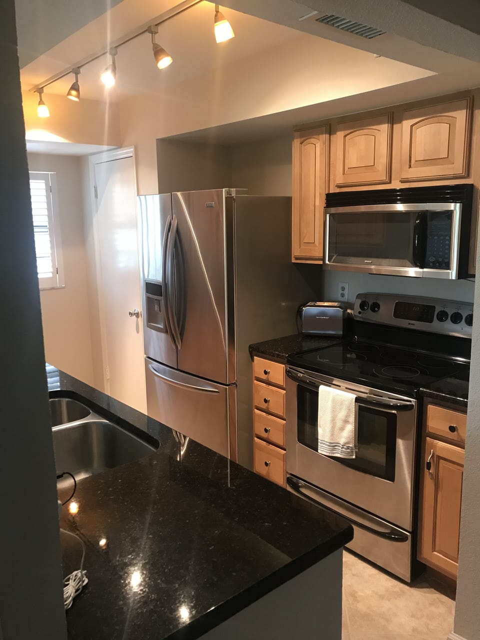 Full Kitchen