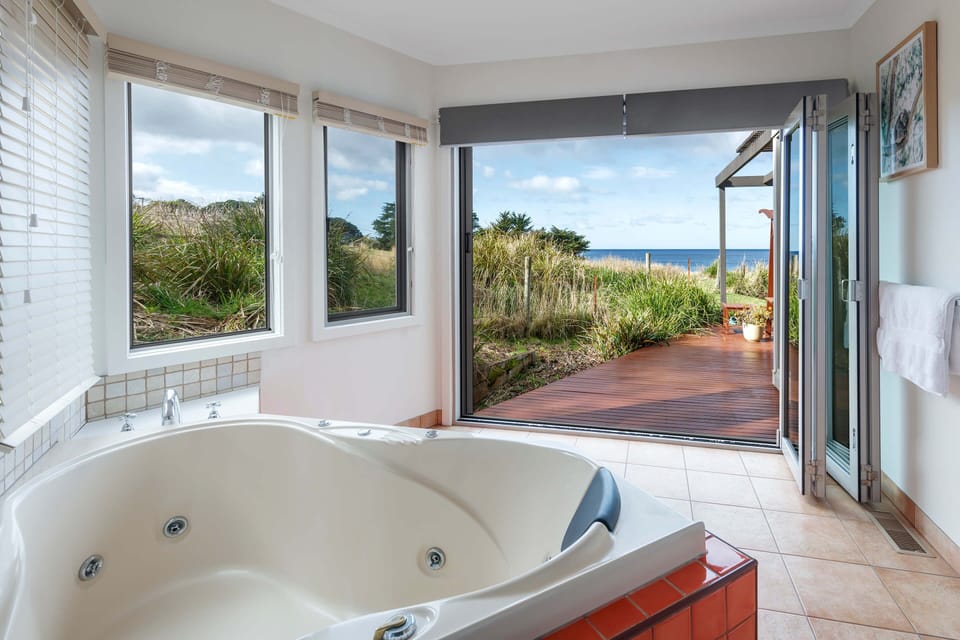 Luxury Villa, 2 Bedrooms, Partial Sea View | Bathroom | Separate tub and shower, jetted tub, free toiletries, hair dryer