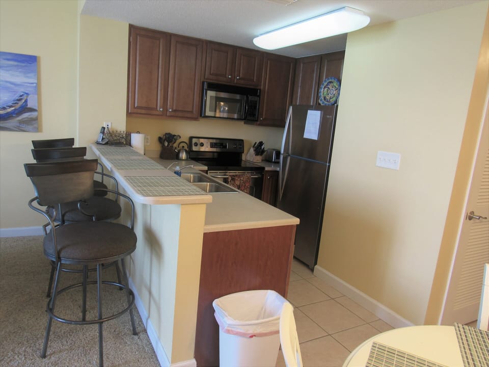 breakfast bar