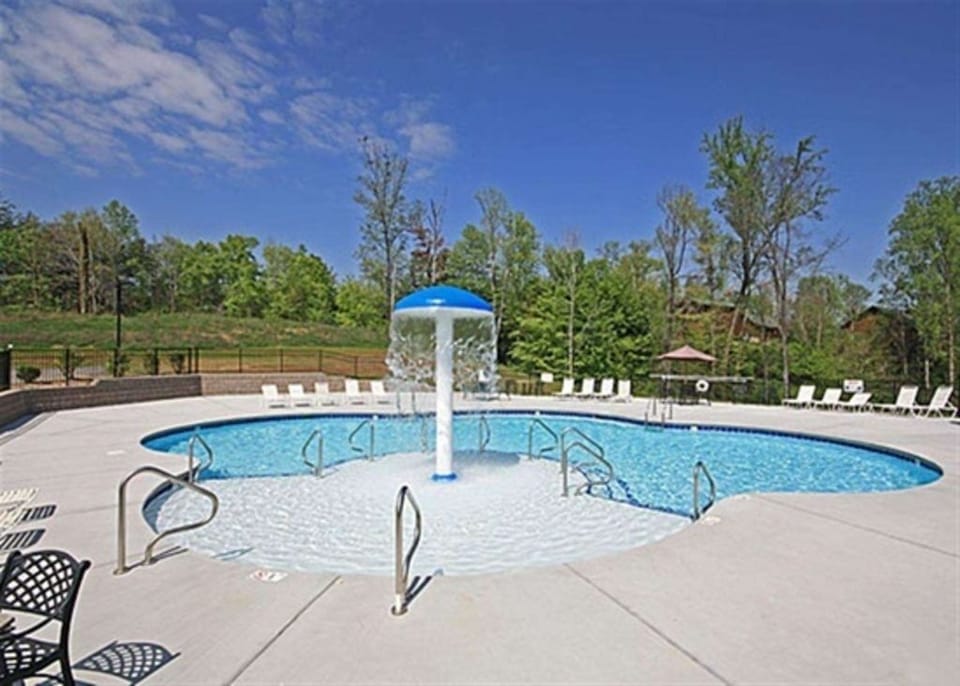 The kiddie pool -- fun for all ages!