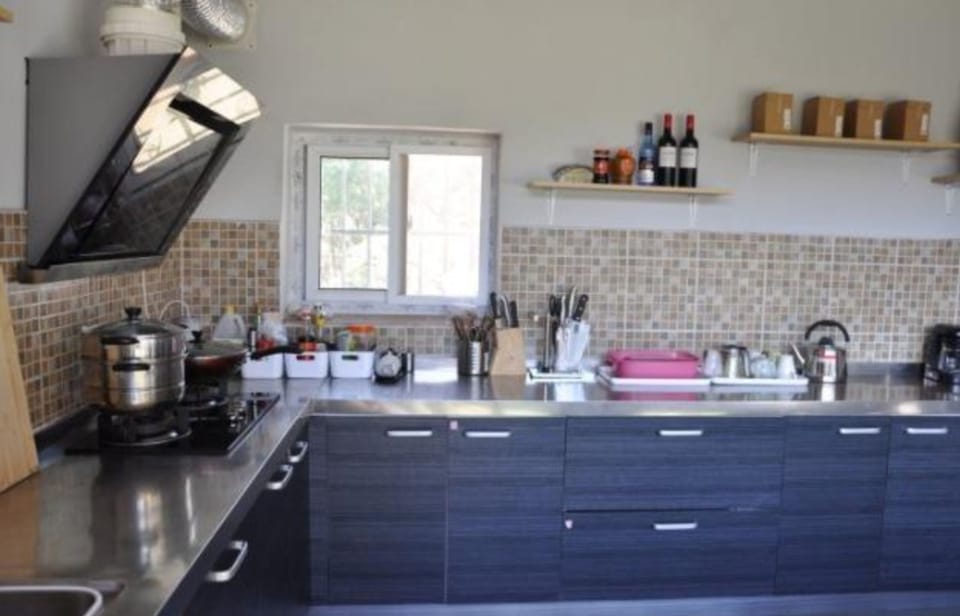 Villa | Private kitchen | Coffee/tea maker, electric kettle