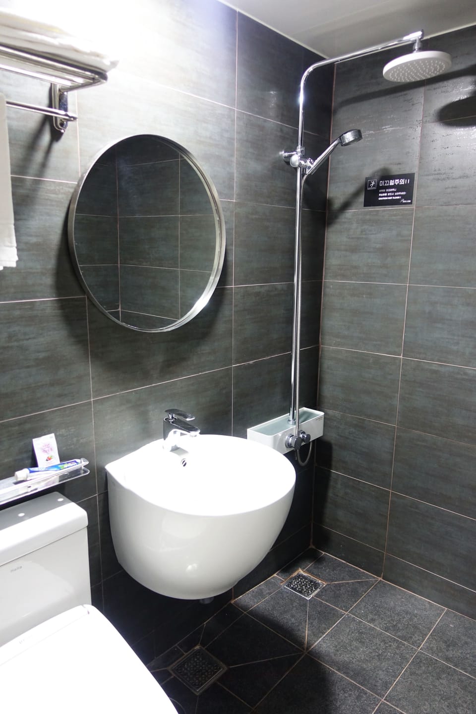 Standard Room | Down comforters, free minibar, desk, free WiFi