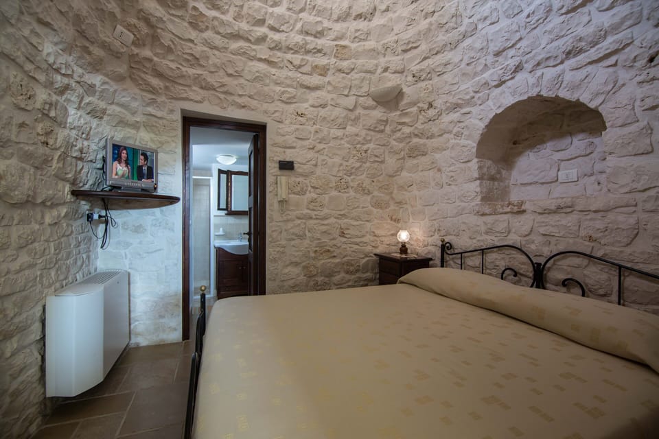 Double Room (Margherita) | Premium bedding, down comforters, pillowtop beds, free minibar