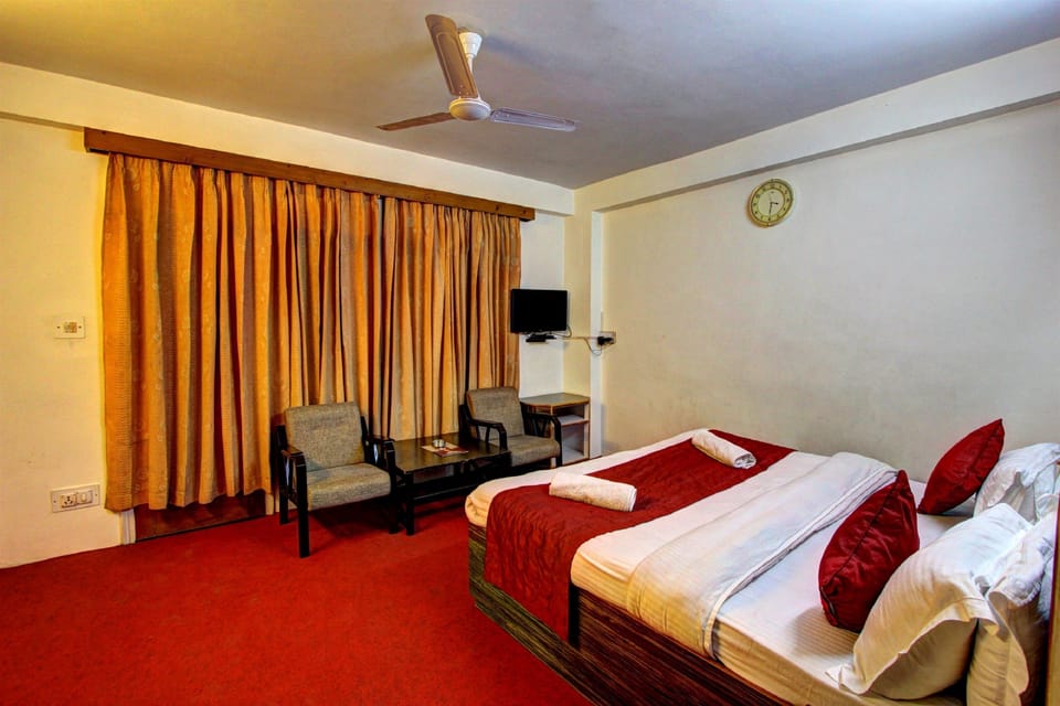 Rollaway beds, free WiFi