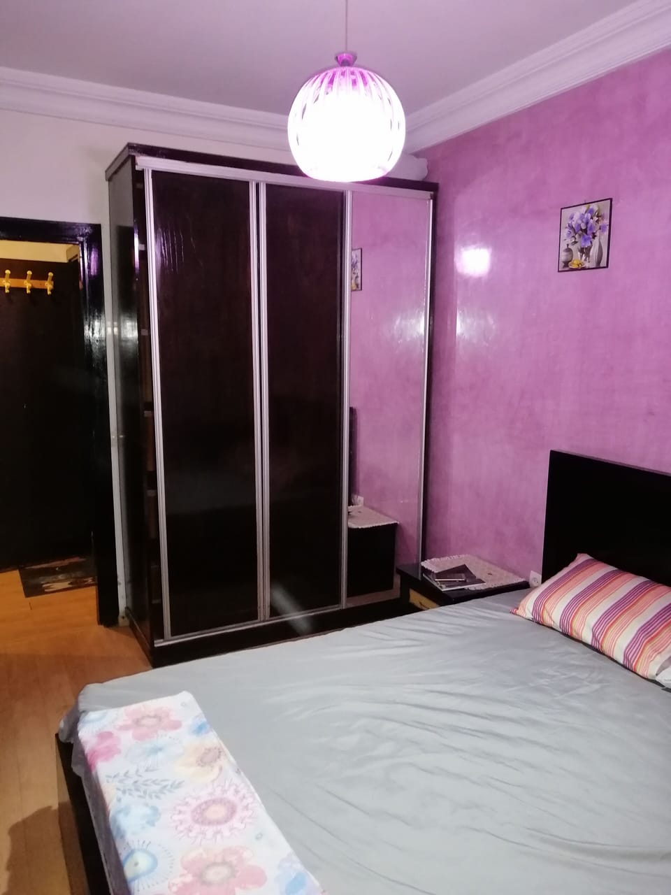 Iron/ironing board, free WiFi, bed sheets