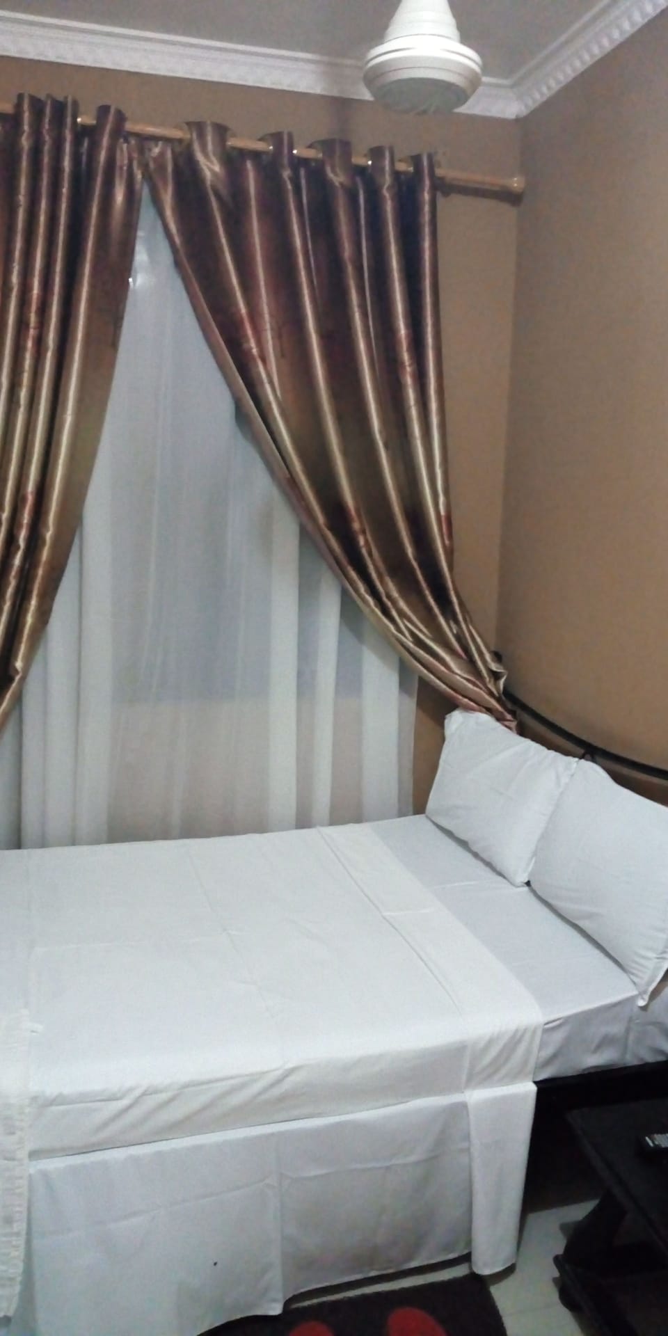 Single Room, Private Bathroom | Premium bedding, blackout drapes, free WiFi, bed sheets