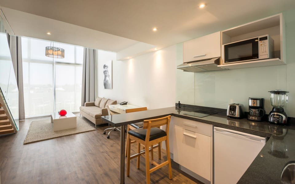 Suite Loft SLQ | 1 bedroom, premium bedding, in-room safe, blackout drapes