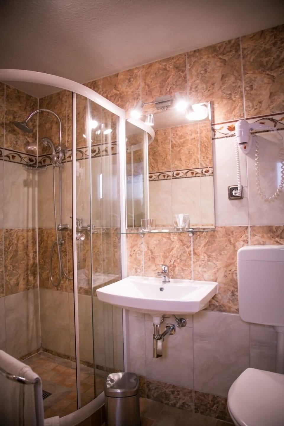 Double Room, Non Smoking, City View | Bathroom | Shower, slippers, towels