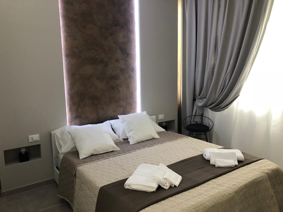 In-room safe, desk, blackout drapes, soundproofing