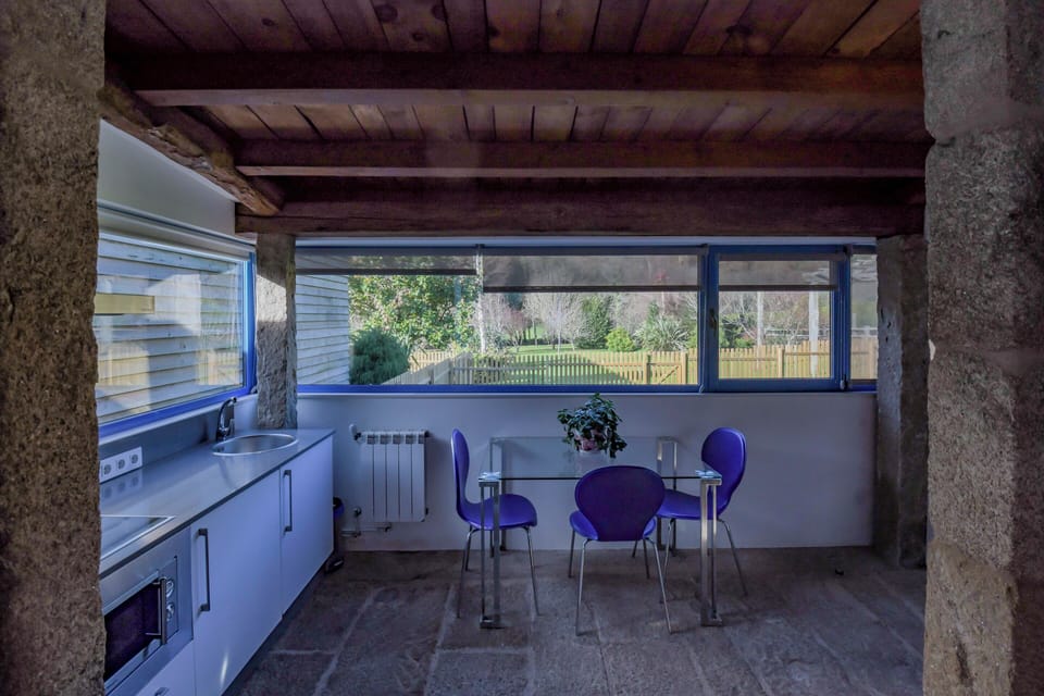 Cabin, 1 Bedroom (Moura) | Private kitchen | Full-size fridge, microwave, stovetop, coffee/tea maker