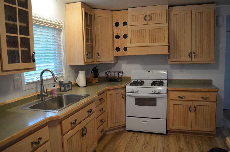 Fully Stocked Kitchen