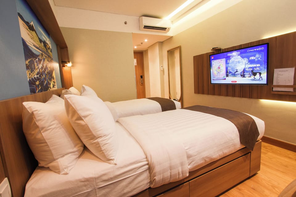 Deluxe Twin Bed | Minibar, free WiFi, bed sheets