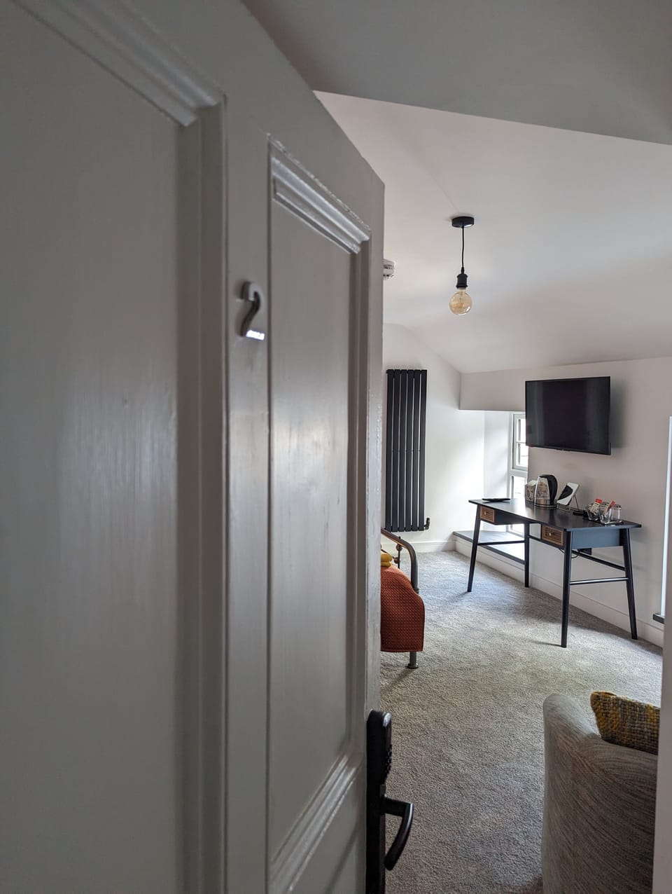 Family Room, 1 Bedroom | Premium bedding, desk, soundproofing, iron/ironing board