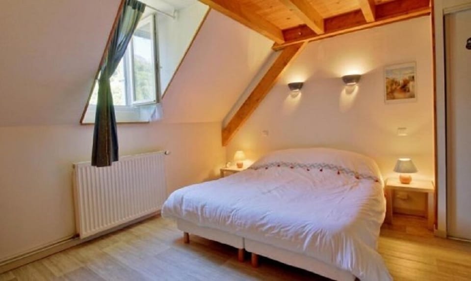 Quadruple Room, Multiple Beds | Iron/ironing board (on request), cribs (free), WiFi (free)