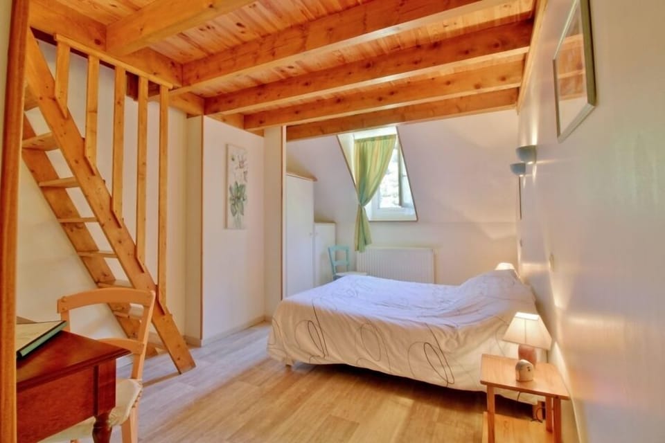 Quadruple Room, Multiple Beds | Iron/ironing board (on request), cribs (free), WiFi (free)