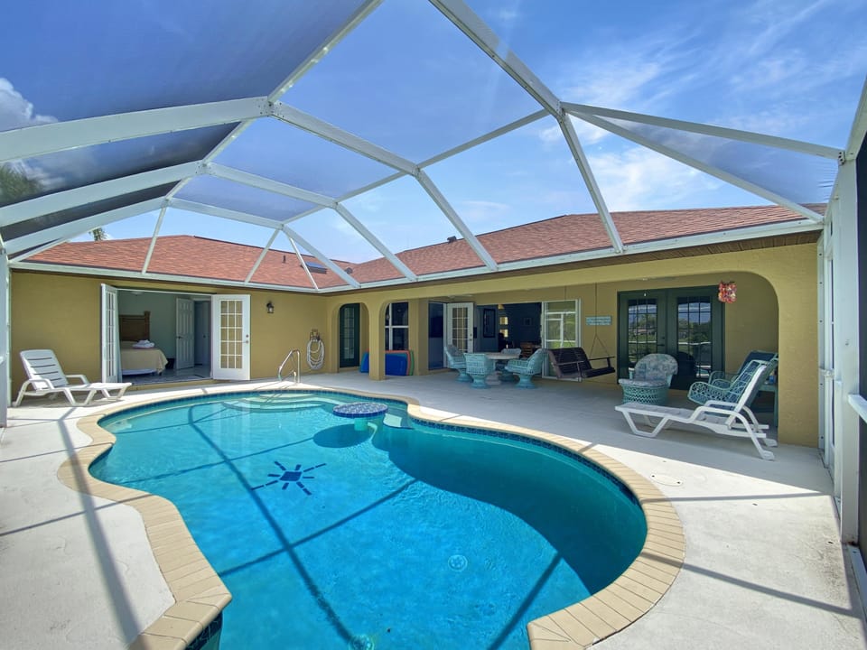 c0c2db28e39398add274fea4d69adb9f1785ccab(1)