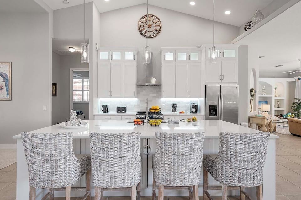 Kitchen Island Great for Entertaining and Extra Seating