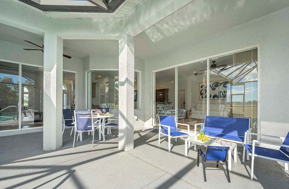 Under Truss Sitting Area