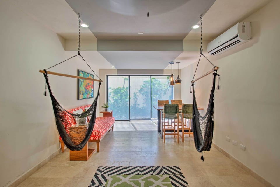 Additional Living Area | Hammock Chairs