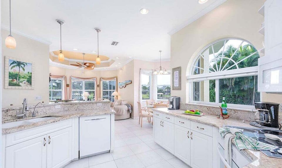 Kitchen, Dining and Living Room
