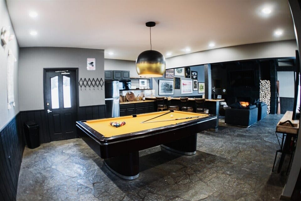 Rec room pool table