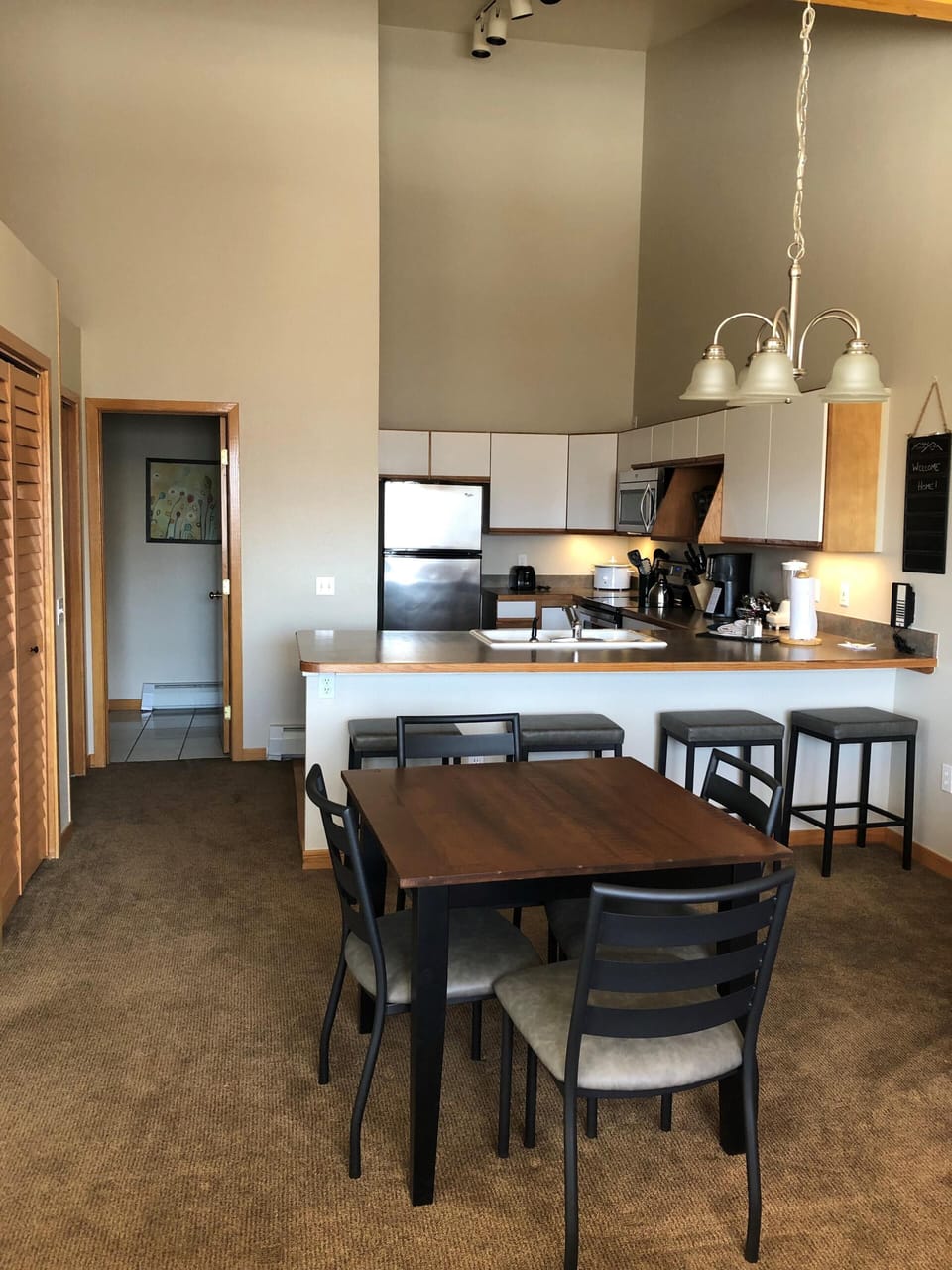 Kitchen & Dining room d