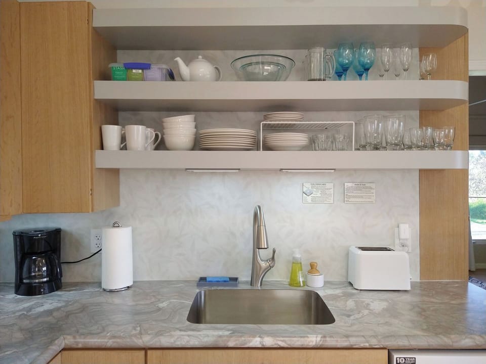 Sink Detail