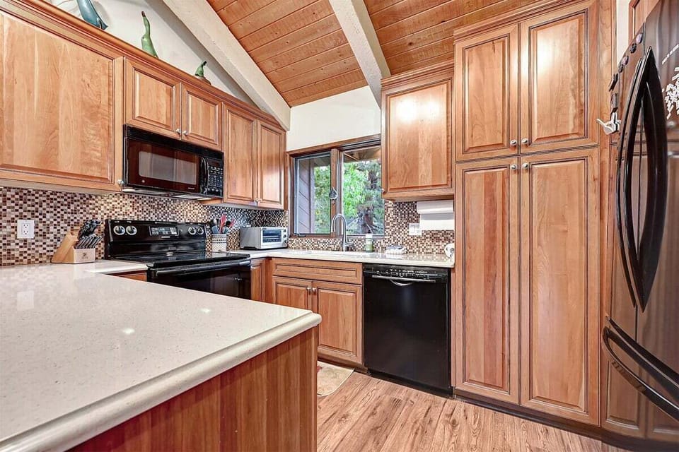 Fully equipped kitchen