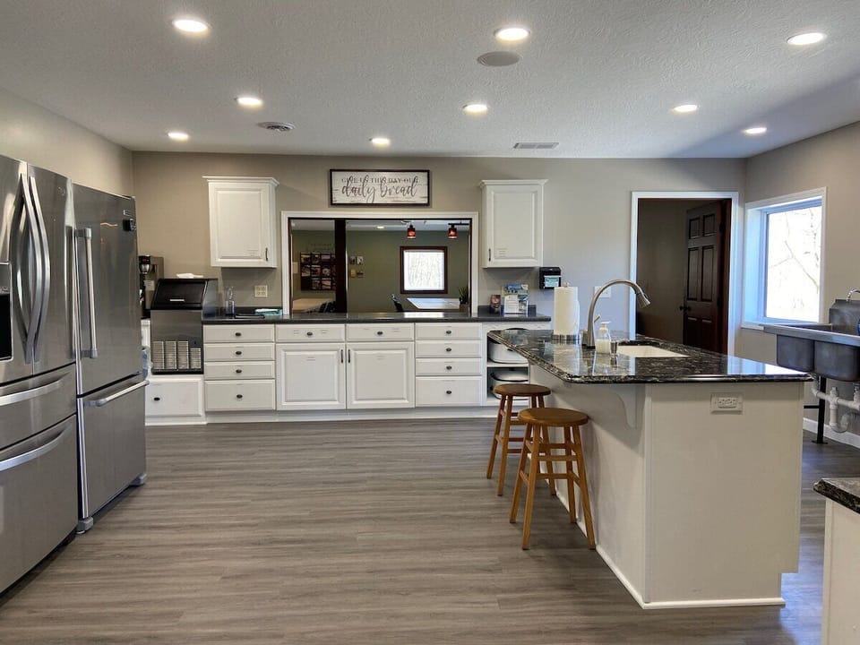 Fully-stocked kitchen in lodge