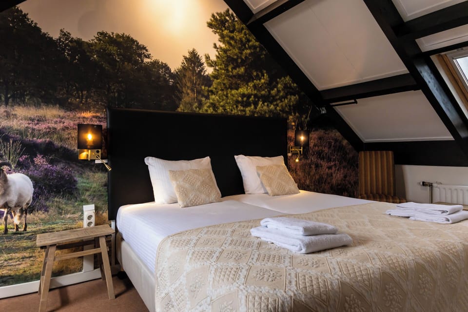 Double Room, Annex Building | Premium bedding, in-room safe, desk, blackout drapes