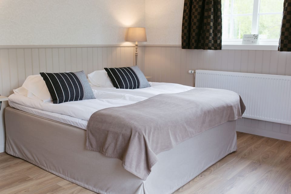 Suite (Mini) | Minibar, blackout drapes, cribs (surcharge), rollaway beds (surcharge)