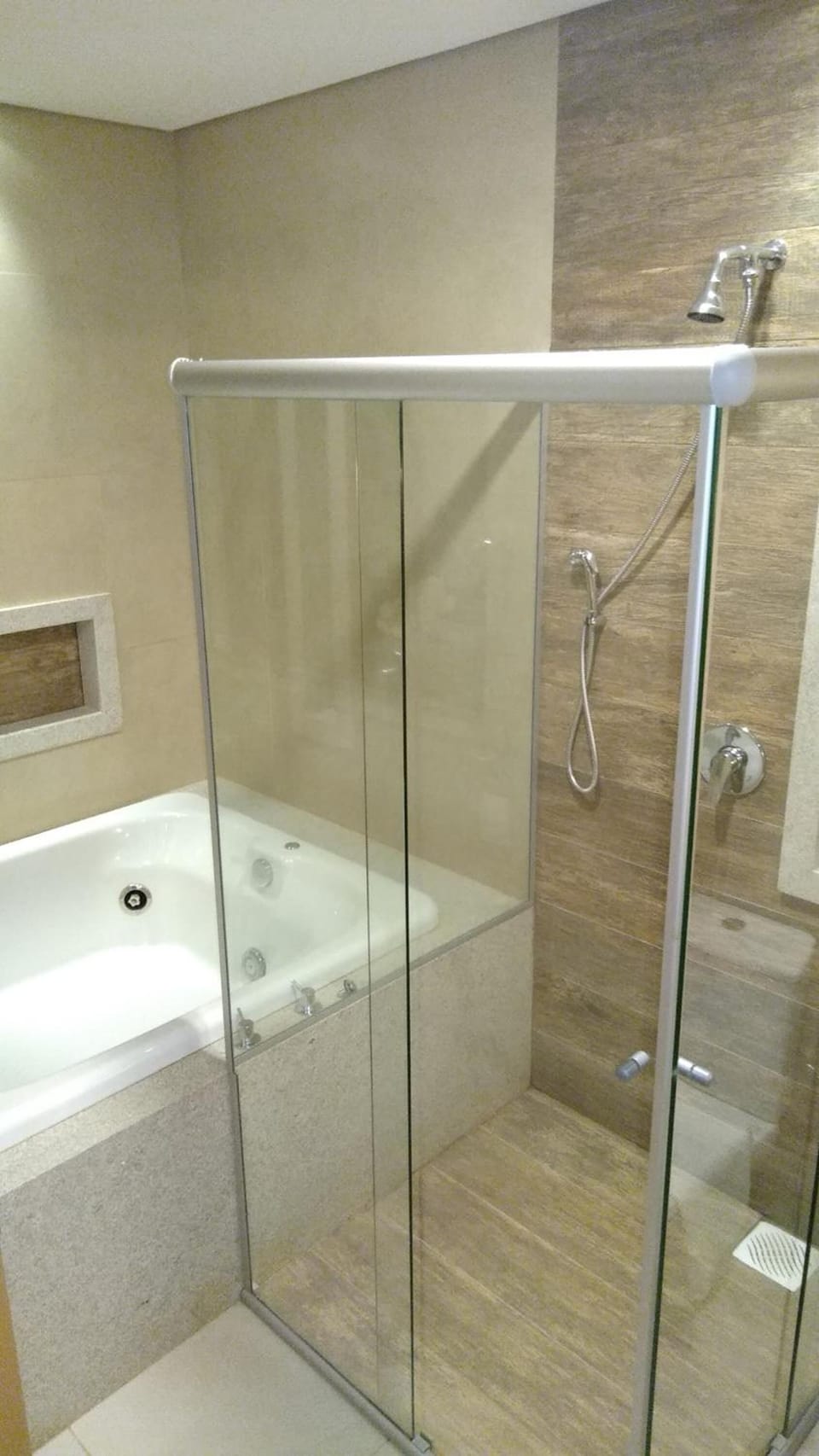 Shower, towels
