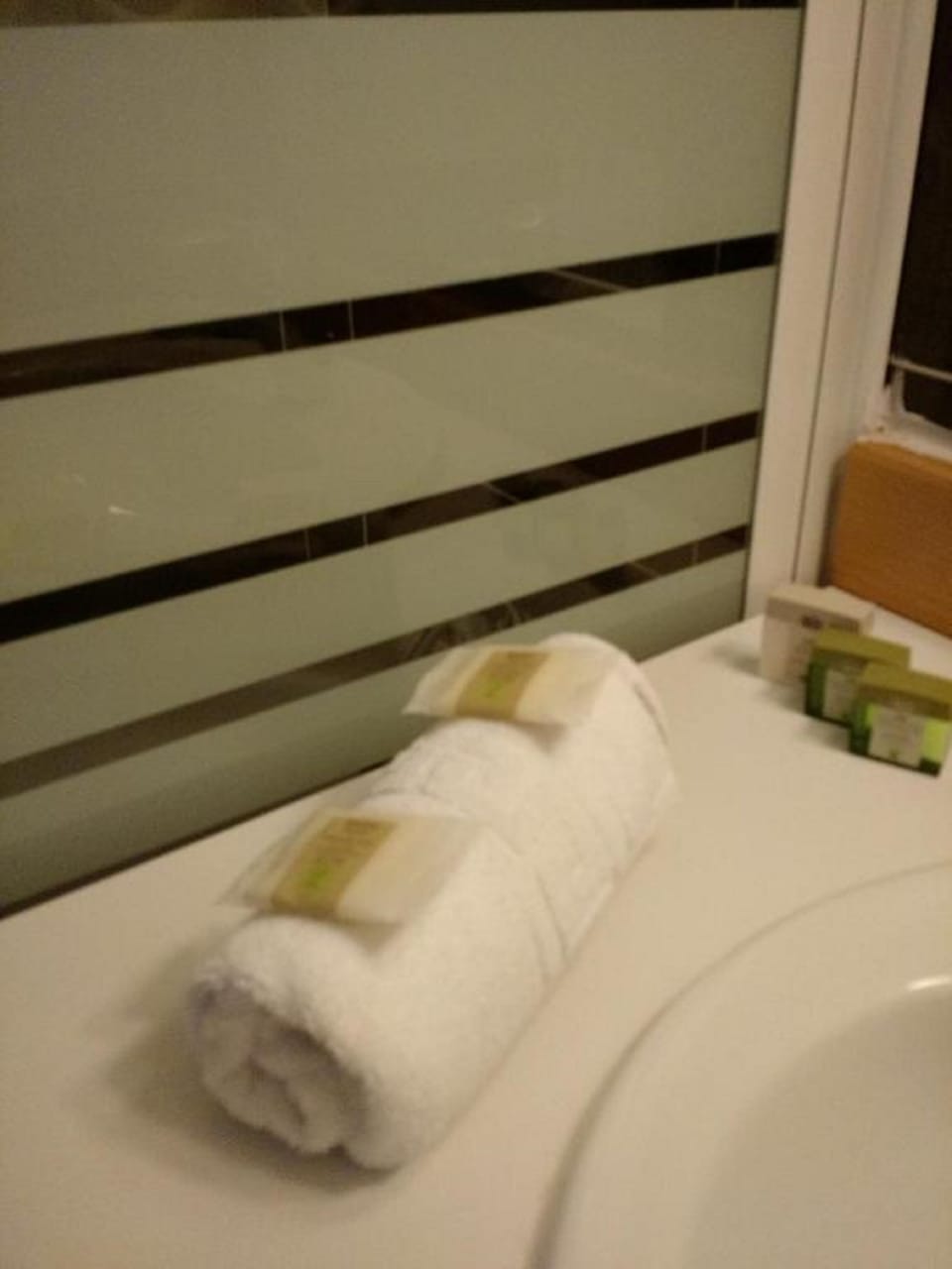 Single Room | In-room safe, desk, soundproofing, free cribs/infant beds